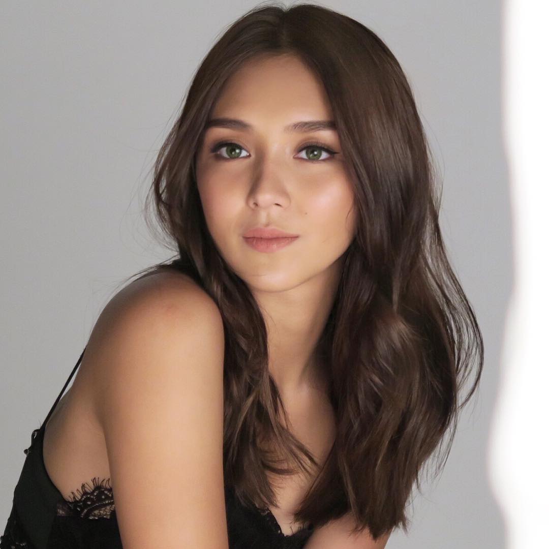 LOOK: 40 times Kathryn Bernardo proved that Pinay beauty can captivate