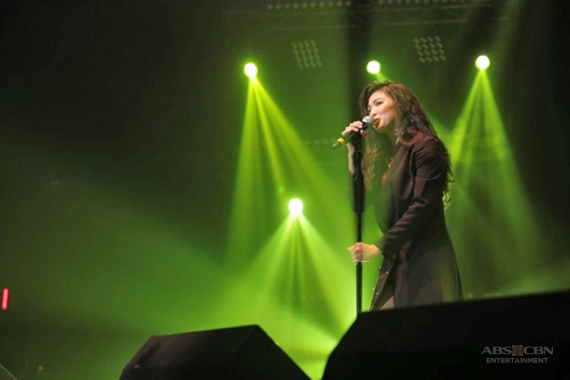 James Reid and Nadine Lustre soar high with fan love at Jadine Love world tour Middle East stop 3