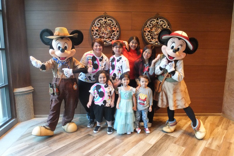 Momshies Melai, Karla, and Jolina explore Hong Kong Disneyland in ...