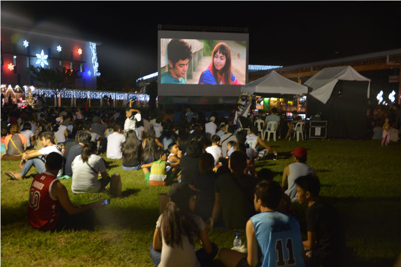OPEN AIR CINEMA A Night of Movies Games and Family Fun Time 3