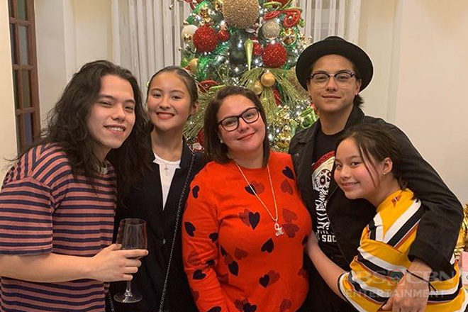 Daniel Padilla at pamilya, sama-sama ngayong pasko | ABS-CBN Entertainment